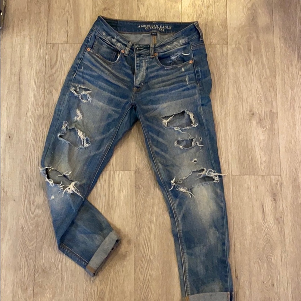 Ripped tomgirl style jeans